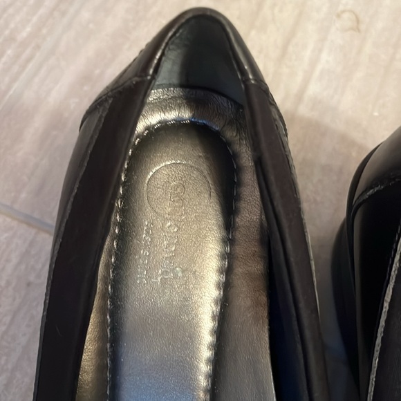 Easy Spirit Classic Black Loafers - Picture 4 of 7